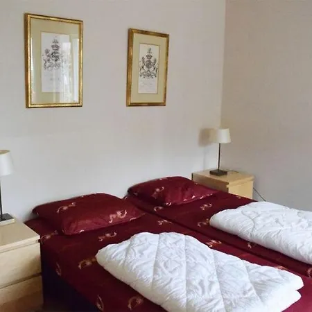 Sleeps 18 Pool Wifi בית נופש פורטהאוזן